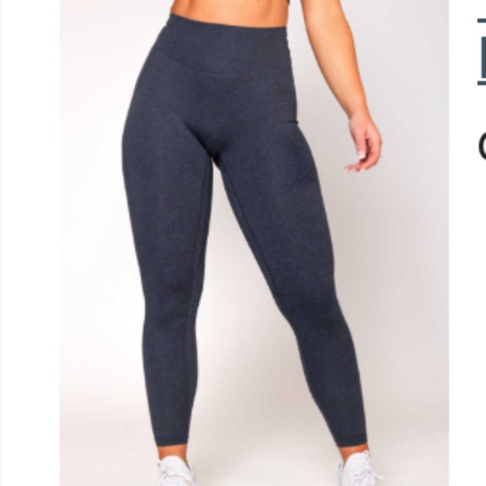 P’tula Bare Pro Legging – 26” / Navy / Small